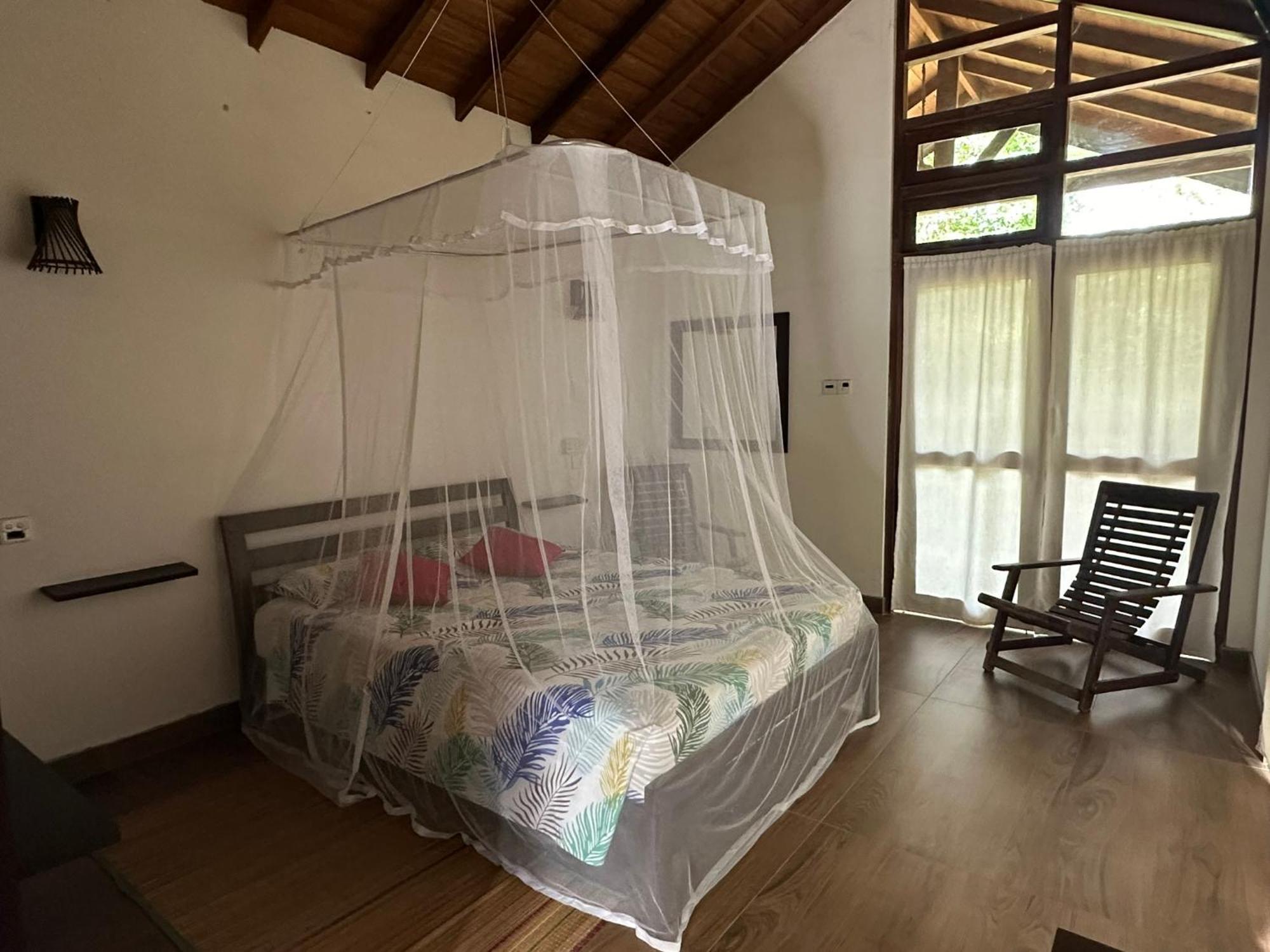 Sat Nam Village Hotel 锡吉里亚 外观 照片