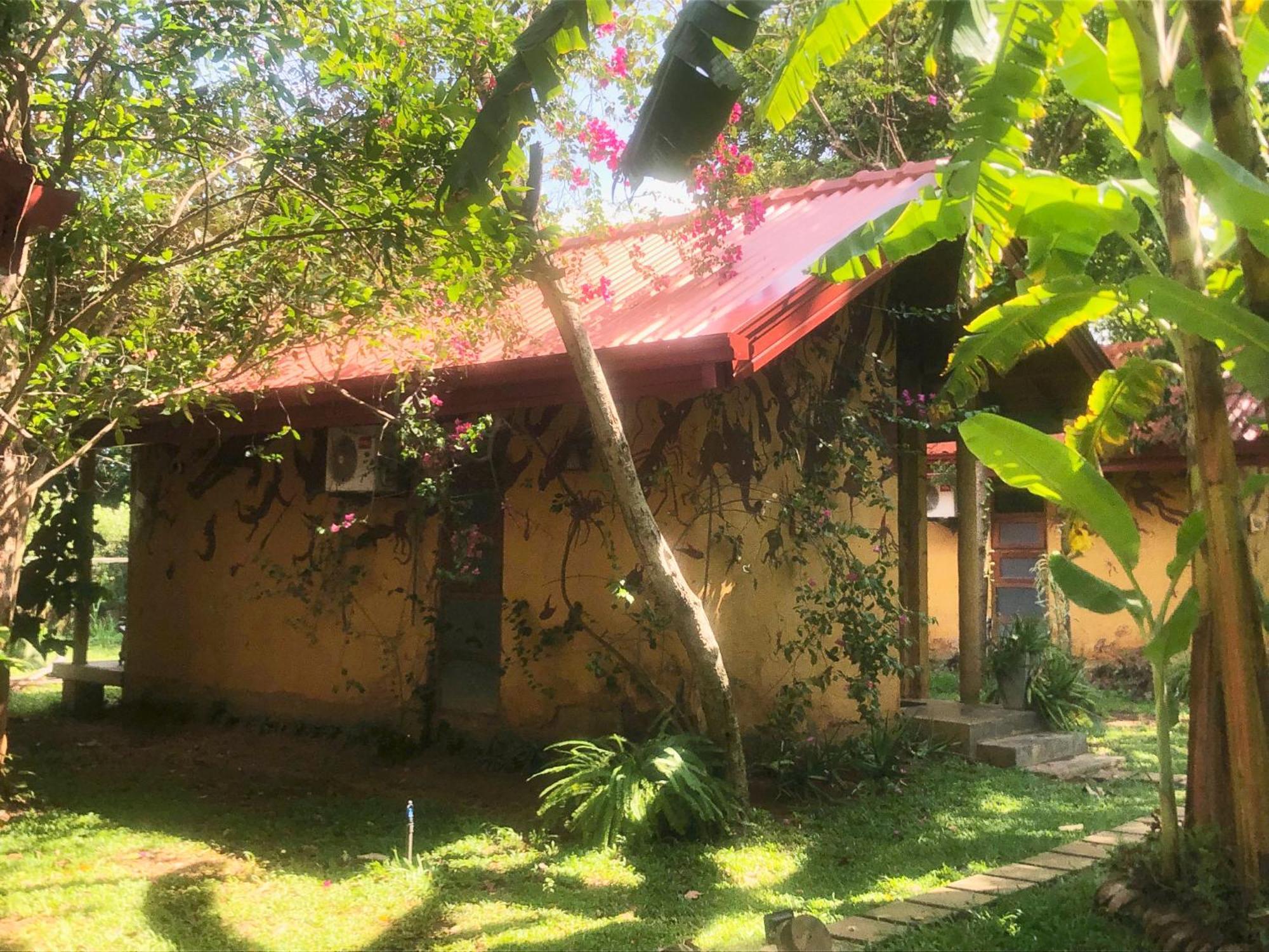 Sat Nam Village Hotel 锡吉里亚 客房 照片