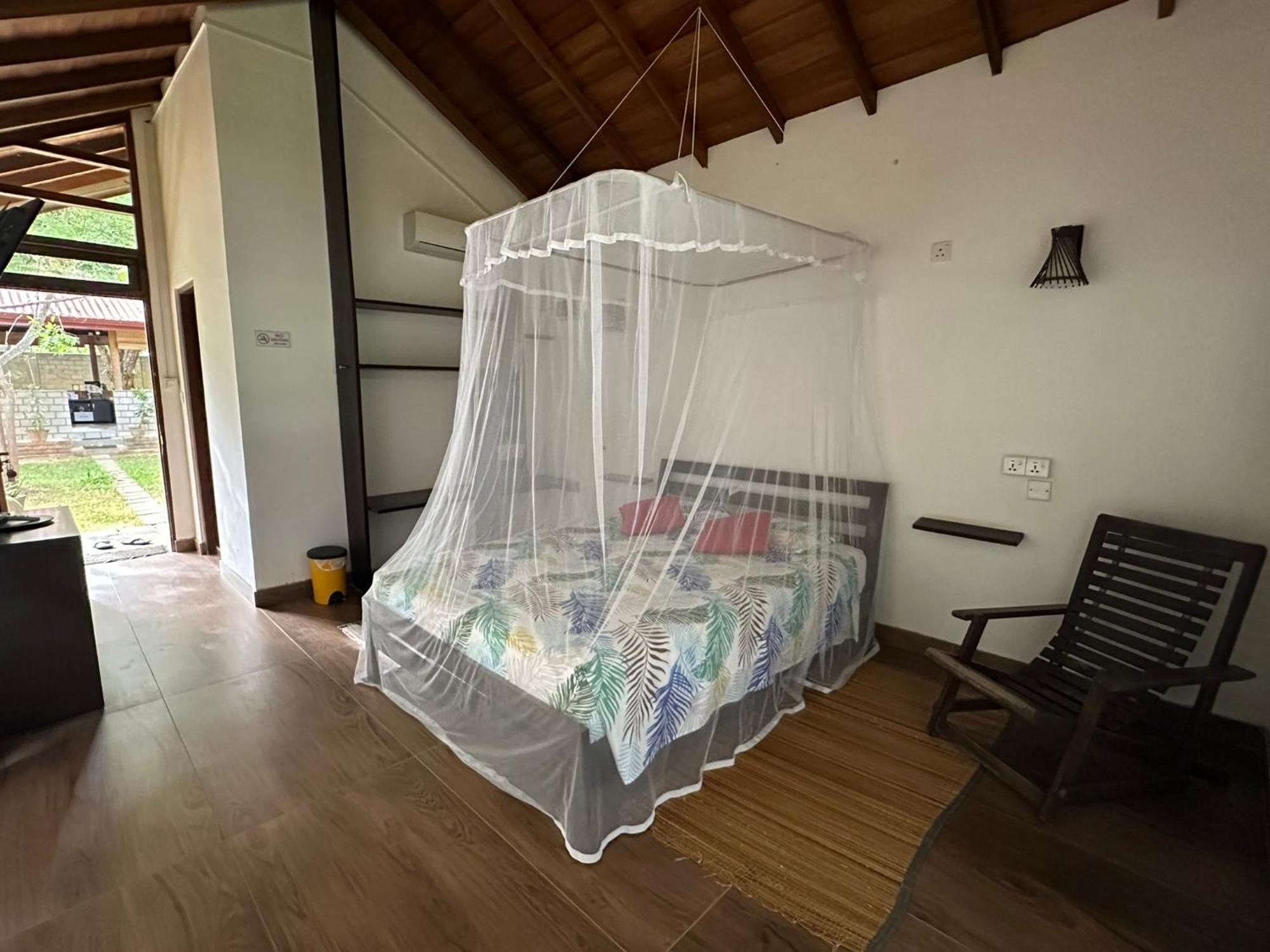 Sat Nam Village Hotel 锡吉里亚 外观 照片